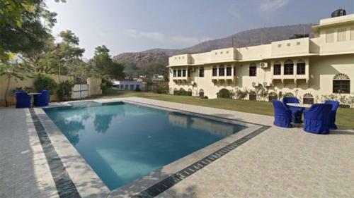 Dhulagarh A Heritage Hotel