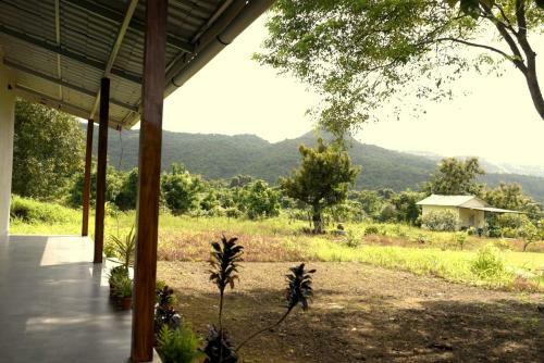 Dia's Farmhouse