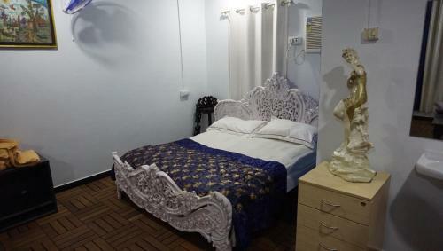 Hotel Sona Villa, The Lake Chalet