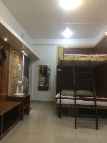Hotel Joshi Yatri Niwas