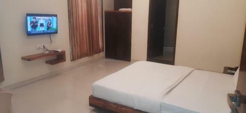 Hotel Sai Comforts