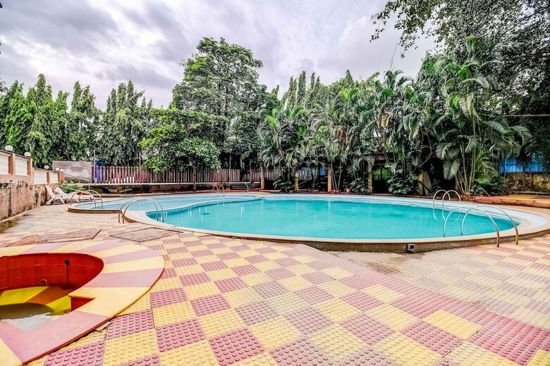 Hotel Dhuri Resort