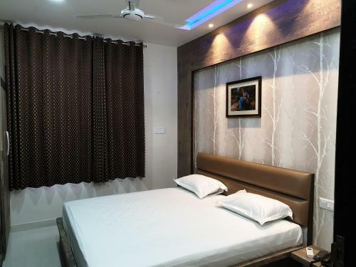 Hotel Gokul Palace