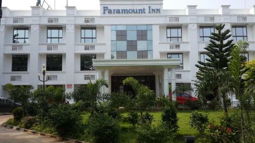 Hotel Paramount Inn