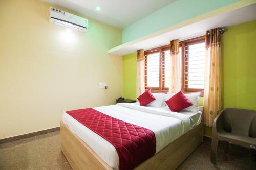 Hotel Oyo 13649 Megalahatti Ventures