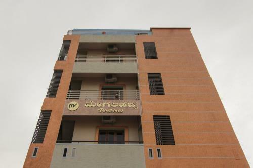 Hotel Oyo 13649 Megalahatti Ventures
