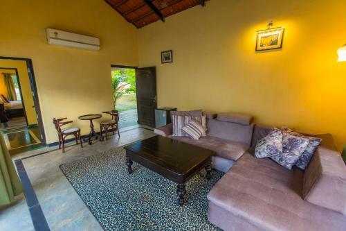Tuli Veer Bagh Resort
