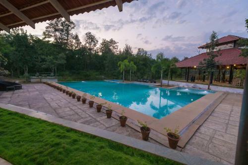 Tuli Veer Bagh Resort