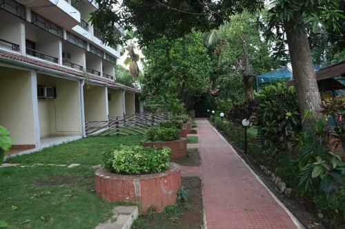 Hotel Vits Kamats Resort, Silvassa