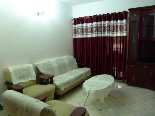3 Bhk Fully Furnished Serviced Apartment