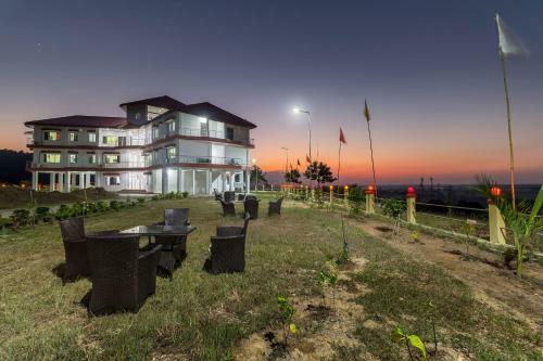 Hotel La Vue Resort