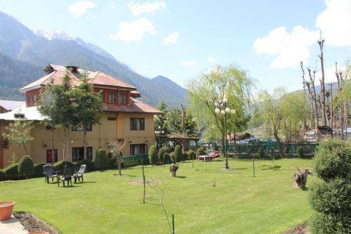 Volga Hotel