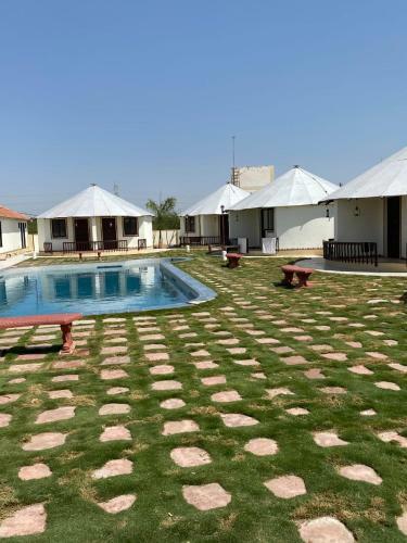 Hotel The Village Resort Mandvi