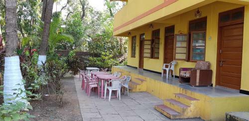 Hotel Prabhukrupa Tourist Farm