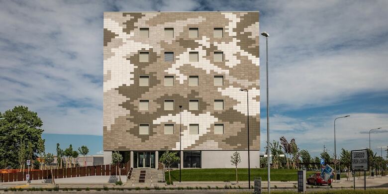 Hotel The Cube