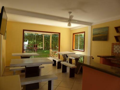 Hostal Pangea Tropical Pousada