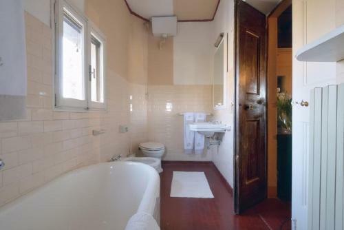 Pralungo Apartment Sleeps 10 Pool Air Con Wifi
