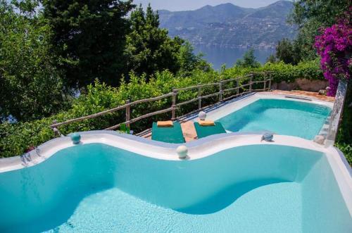 Maiori Villa Sleeps 12 Pool Air Con Wifi