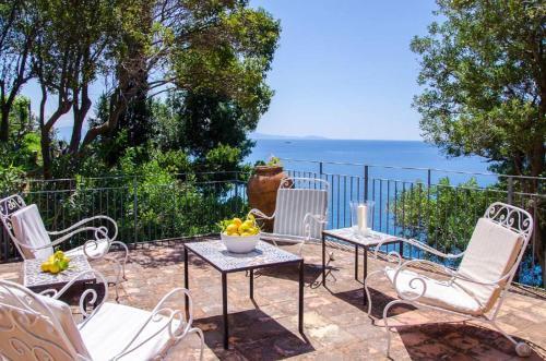 Maiori Villa Sleeps 12 Pool Air Con Wifi