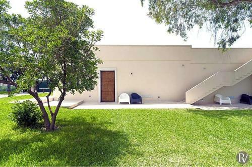 Baia Verde Villa Sleeps 18 Pool Air Con Wifi