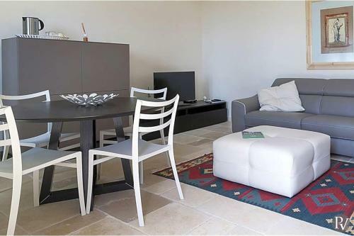 Baia Verde Villa Sleeps 18 Pool Air Con Wifi