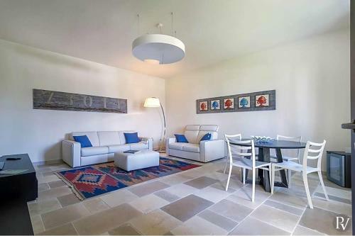 Baia Verde Villa Sleeps 18 Pool Air Con Wifi