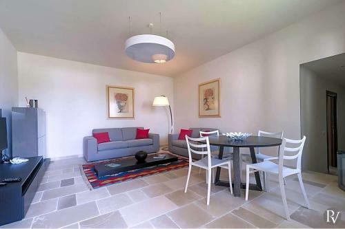 Baia Verde Villa Sleeps 18 Pool Air Con Wifi