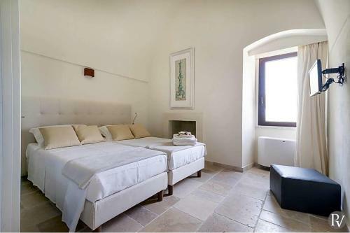 Baia Verde Villa Sleeps 18 Pool Air Con Wifi