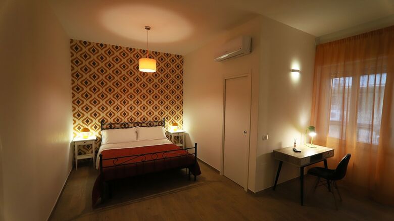 Hostal 1970 Rooms