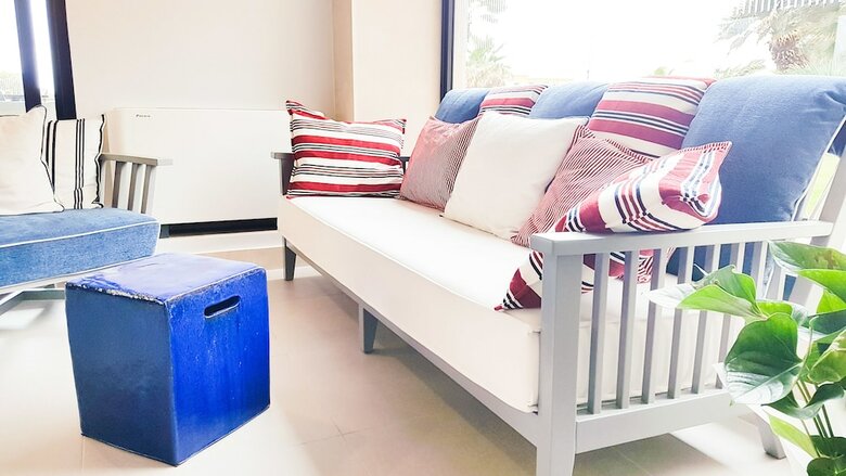 Fly Dec� Hotel