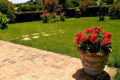 Castiglione Della Pescaia Villa Sleeps 12 Pool Wifi