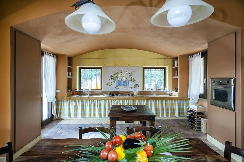 Classic Holiday Villa With Pool In Sicily, Italy
