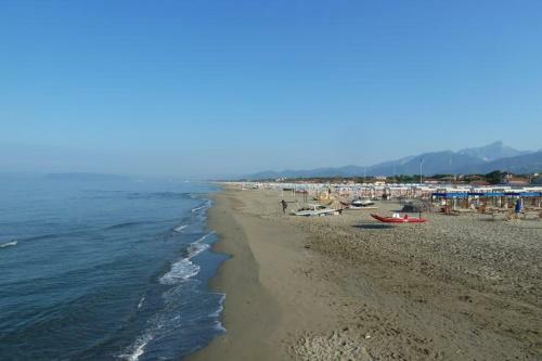 Marina Dei Ronchi Villa Sleeps 14 Pool Air Con Wifi