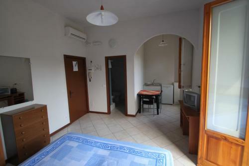 Scuole Bed And Car
