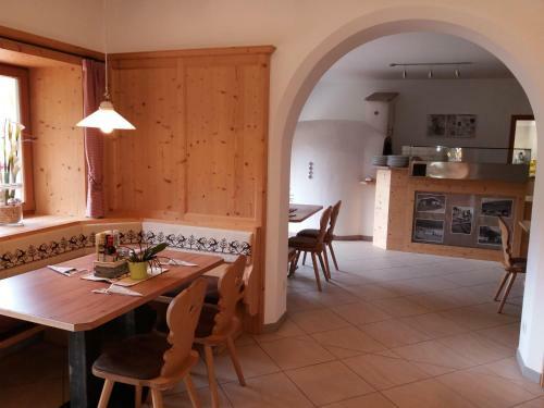 Hotel Alpenrose