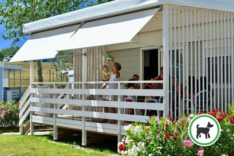 Isamar Holiday Village