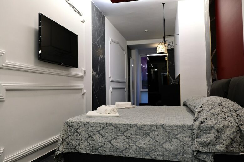 Hostal The Boutique Napoli Suite