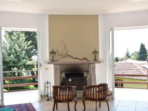 Elegant Villa In Meina With Private Garden