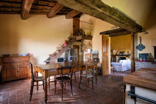 Pienza Villa Sleeps 14 Pool Air Con Wifi