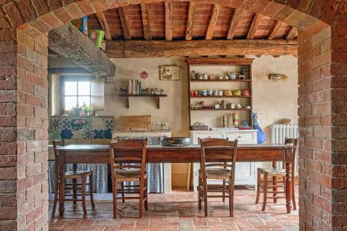 Pienza Villa Sleeps 14 Pool Air Con Wifi