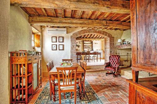 Pienza Villa Sleeps 14 Pool Air Con Wifi