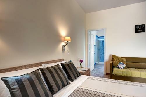Villa Echis House