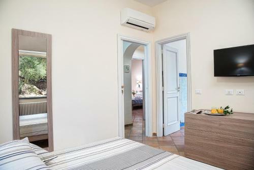 Villa Echis House