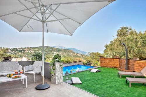 Villa Echis House