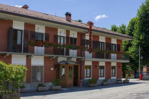 Hostal Ristorante Buasca