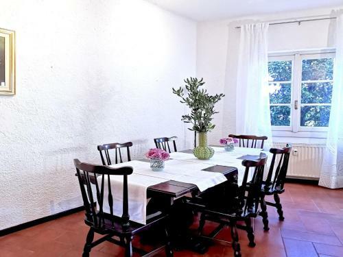 Luxurious Cottage In Lierna With Swimming Pool