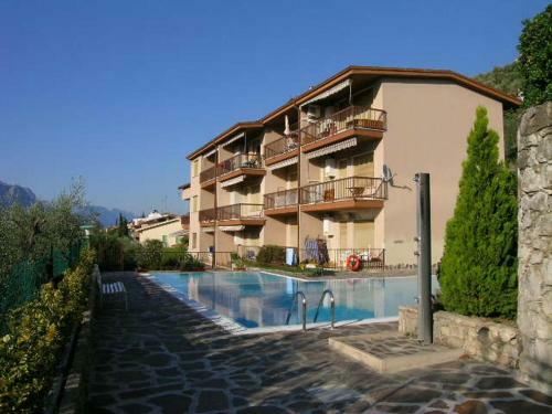 Pool Balcony Lake View Apartament