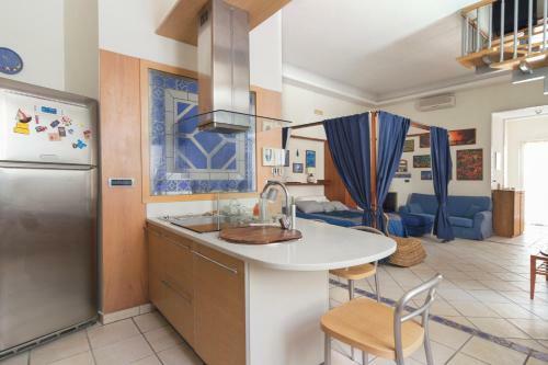 Antignano Halldis Apartment