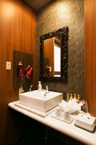 Hotel Atlantis Higashi Osaka (adult Only)