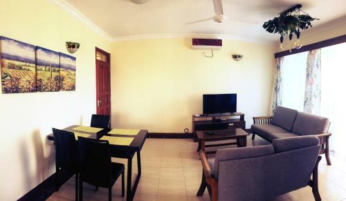 1 Bedroom At Royal Apartments, Links Road
